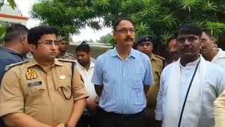 बारिश से गिरा अति प्राचीन बैजूनाथ धाम मंदिर का पिछला हिस्सा