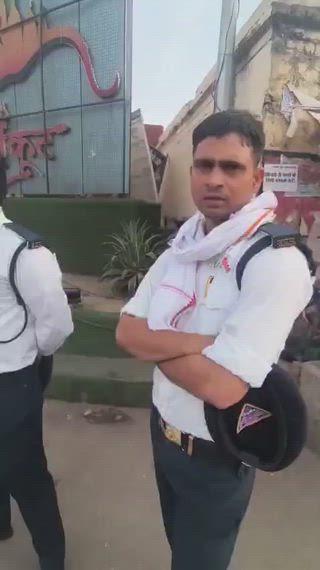 हेलमेट पहनकर भी ₹1000 का चालान? वायरल वीडियो ने ट्रैफिक व्यवस्था पर उठाए सवाल!