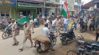 दिल्ली जंतर-मंतर घटना के विरोध में डीग में युवाओं ने निकाली रैली