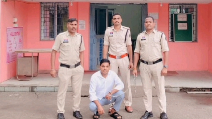 ऑपरेशन क्लीन हंट: तमनार पुलिस की बड़ी सफलता, मुख्य आरोपी राजेश मरकाम गिरफ्तार