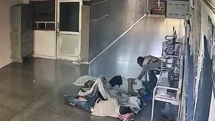 पन्ना अस्पताल में चोरों के हौसले बुलंद, CCTV में कैद हुई वारदात
