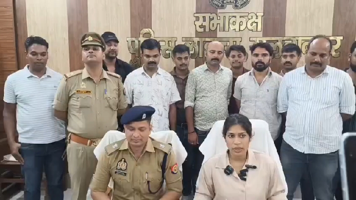सुल्तानपुर में इनामिया बदमाश सहित चार चोरों के खुलासे पर एसपी ने जारी की बाइट
