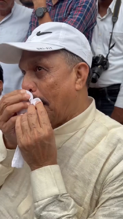 मऊ पहुंचे गाजीपुर सांसद अफजाल अंसारी, कानून व्यवस्था और चुनाव पर दिया बड़ा बयान