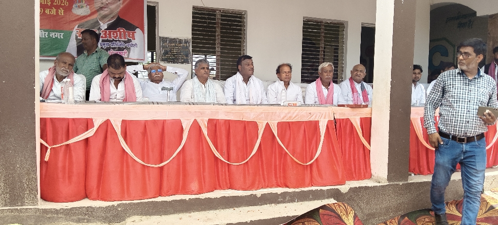 चोलखारी में अखिलेश यादव का 53वां जन्मदिन धूमधाम से मना, पर्यावरण को समर्पित 53 पेड़ लगे