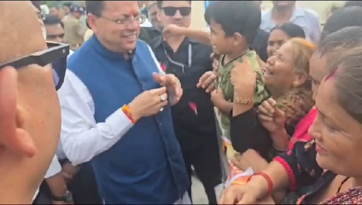 खटीमा में CM धामी का भव्य स्वागत, जनता से किया सीधा संवाद