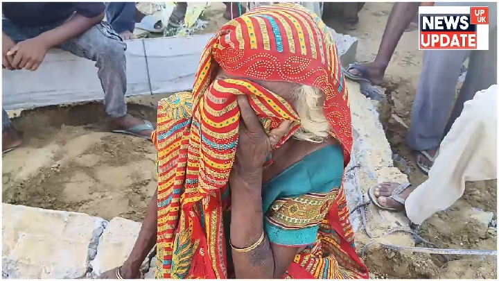 अतरौलिया के गोविंदपुर में नवीन परती भूमि पर चला 'बाबा' का बुल्डोजर, मचा हड़कंप