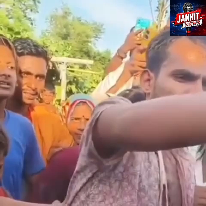 प्यार में अंधी चाची ने पति के सामने भतीजे संग रचाई शादी