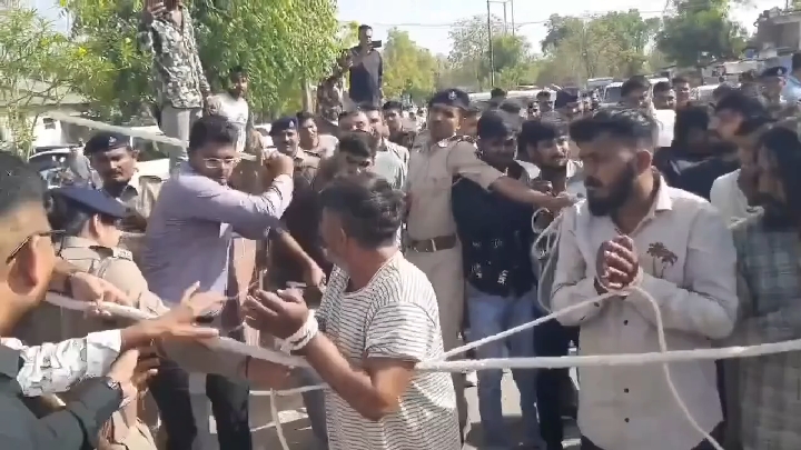 13 वर्षीय मासूम से दरिंदगी: निष्पक्ष और त्वरित जाँच के साथ कठोरतम सज़ा की मांग