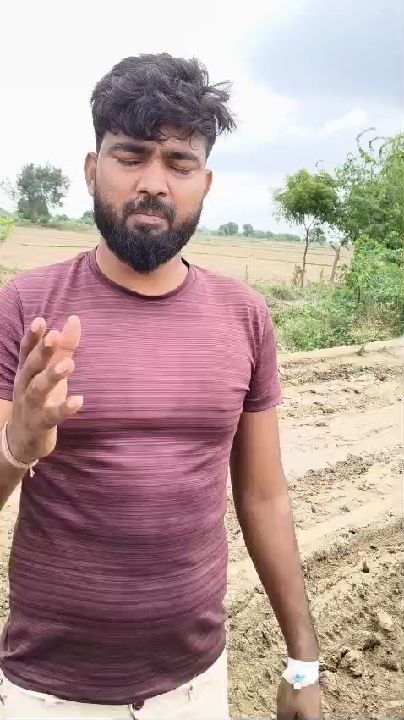 जौहां-श्यामपुर सड़क पर फूटा ग्रामीणों का गुस्सा: 'अब डामर या अर्थी'