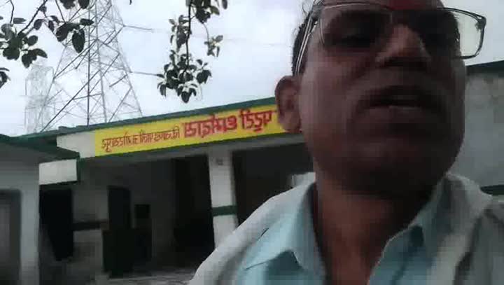 गोरखपुर के धर्मदास पट्टी में शिक्षकों के बीच बवाल, चिंताजनक स्थिति