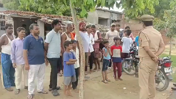 कावड़ यात्रा शांतिपूर्ण संपन्न कराने को महुली थाने में ब्रीफिंग, पुलिस मित्रों का चयन