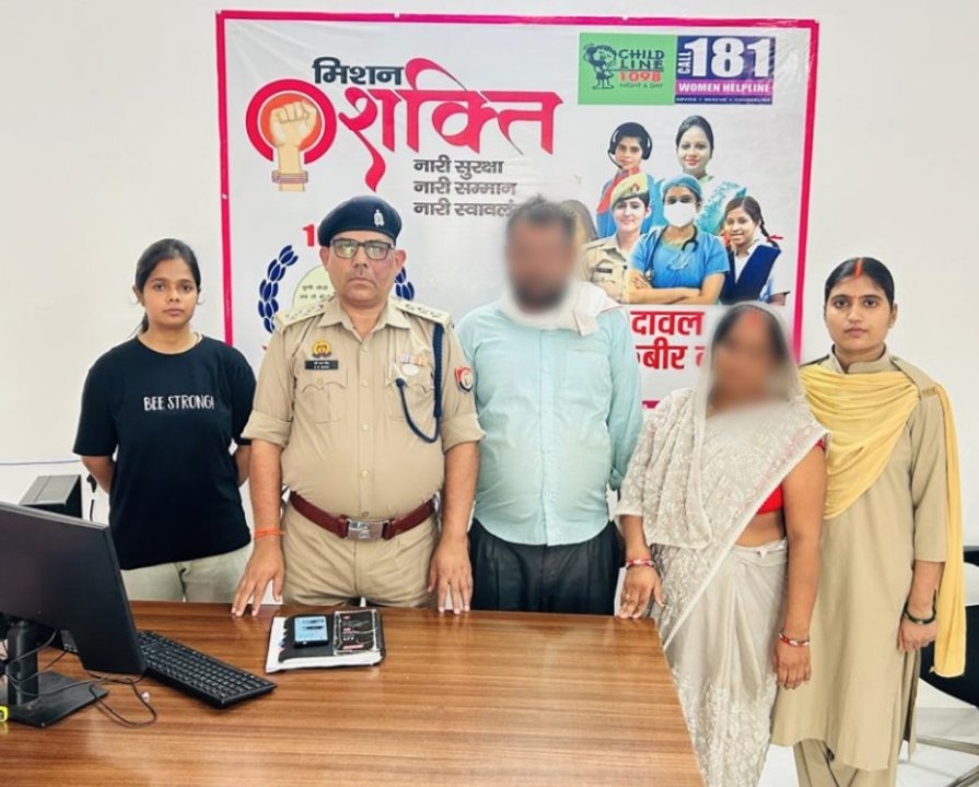4 दिन से लापता नाबालिग किशोरियों को पुलिस ने दिल्ली से ढूँढ निकाला