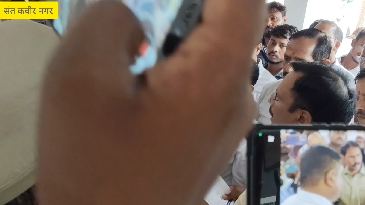 संत कबीर नगर में जमीन कब्जे के प्रयास पर व्यापार मंडल का कड़ा रुख
