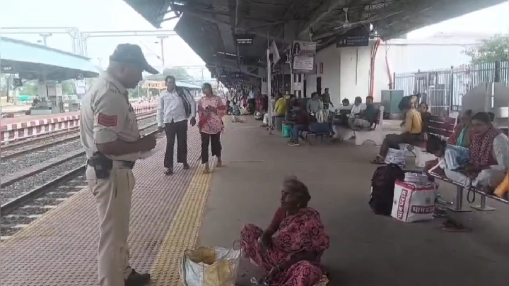 बेसहारा लोगों के लिए बालाघाट रेलवे स्टेशन पर 'ऑपरेशन हमदर्द' शुरू
