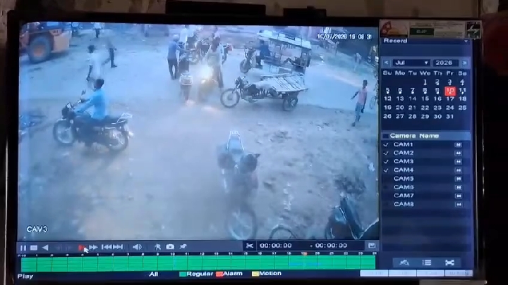 कवरेज के दौरान पत्रकार से मारपीट, नगर पंचायत अध्यक्ष पर लगा आरोप