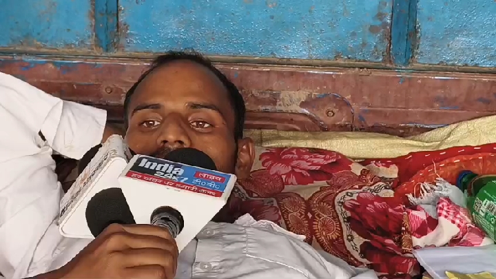 पति के सामने महिला से छेड़छाड़ और जातिसूचक गाली, सुरक्षा की मांग