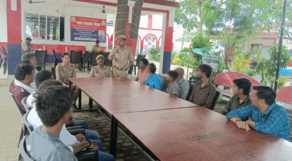 महुली थाने में पुलिस कम्युनिटी यूनिट की बैठक, सुरक्षा पर हुई चर्चा