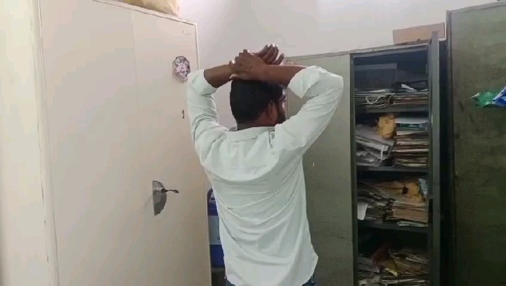 मामा-भांजे पर सतना आरटीओ में रोजाना लाखों की अवैध वसूली का आरोप