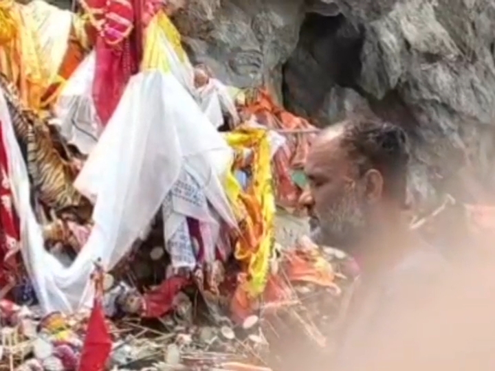 18,570 फीट की कैलाश यात्रा पर गूंजा गौ रक्षा का संकल्प