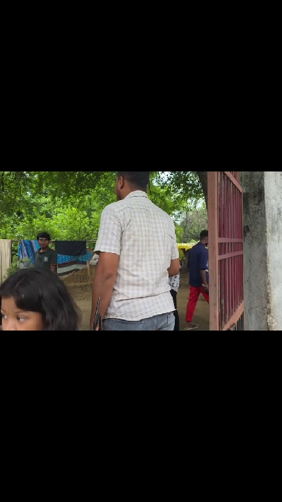 बाल समूह के बाथरूम में दो दिन से डेरा जमाए खतरनाक अहिराज का रेस्क्यू