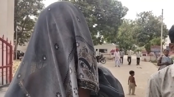 बेटी के ससुर संग भागने के दावे पर महिला ने बताई सच्चाई
