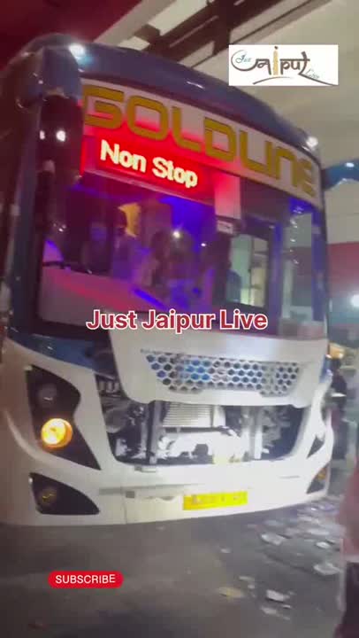 सिंधी कैंप के बाहर सवारी बैठाने वाली प्राइवेट बस का चालान