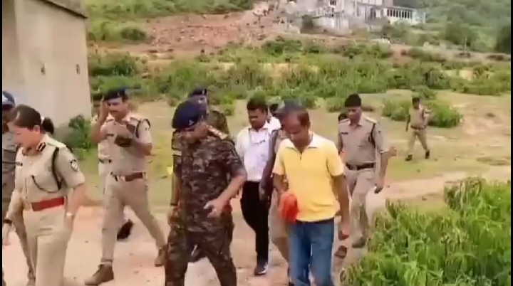 ऐतिहासिक तोप चोरी मामले में एसपी यांगचेन डोलकर भूटिया ने किया निरीक्षण
