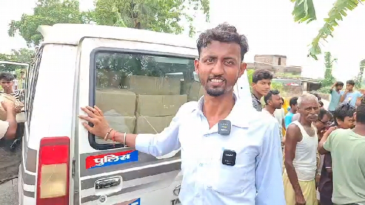 मुजफ्फरपुर में शराब लदी ब्लैक स्कॉर्पियो को पुलिस ने खदेड़कर पकड़ा