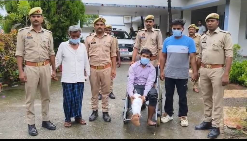 ₹50,000 के इनामी अपराधी भुट्टू अली सहित तीन अंतर्राज्यीय तस्कर गिरफ्तार
