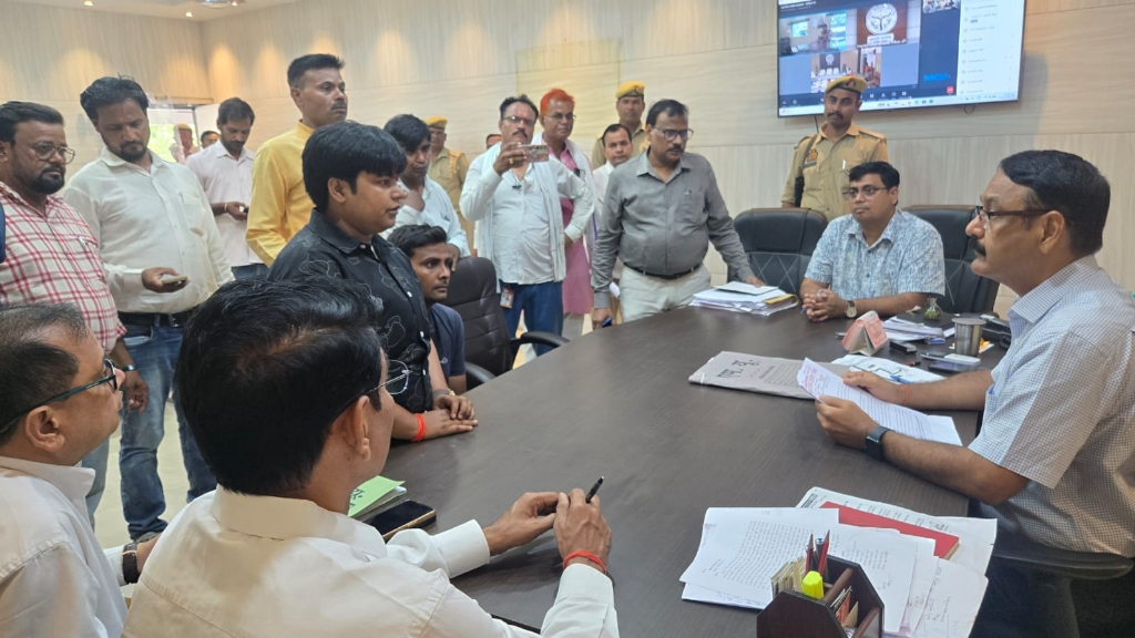 'एडीवी इन्वेंशन एकेडमी' को तुरंत डी-सील करने और अतिपिछड़ों को न्याय की उठी मांग
