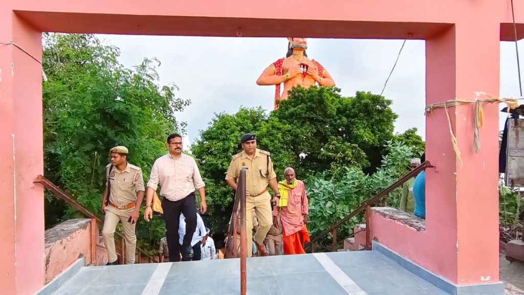 काँवड़ यात्रा की सुरक्षा परखने अधिकारियों ने किया बिड़हर घाट का निरीक्षण