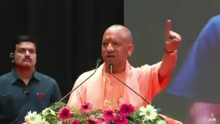 सपा और कांग्रेस देश के खिलाफ रच रहे षड्यंत्र, CM योगी का बड़ा बयान