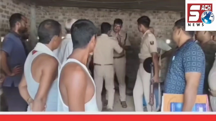 घास में छिपा देसी बम चबाने से गाय का गलफड़ा फटा, मची अफरा-तफरी