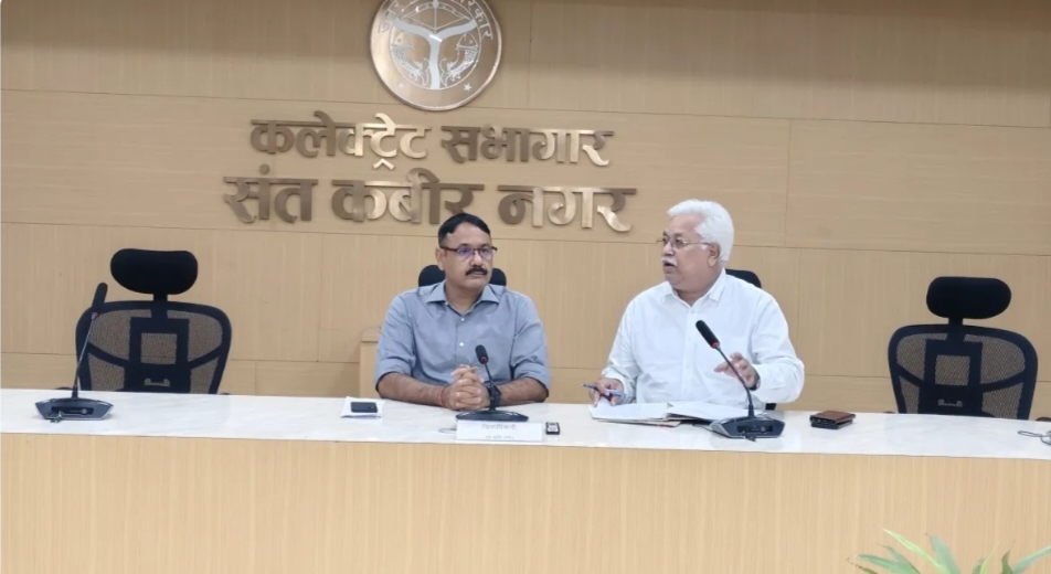 आदर्श ग्राम योजना के कार्यों का स्थलीय सत्यापन करने के लिए टीम गठित