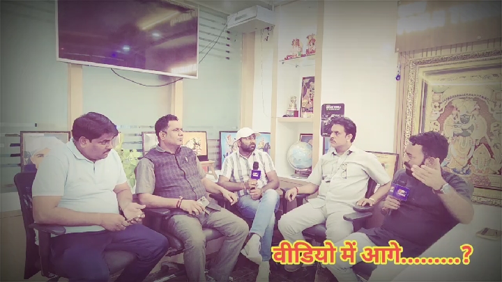 दिल्ली के जंतर-मंतर पर छात्रों के प्रदर्शन के दौरान हुआ लाठीचार्ज