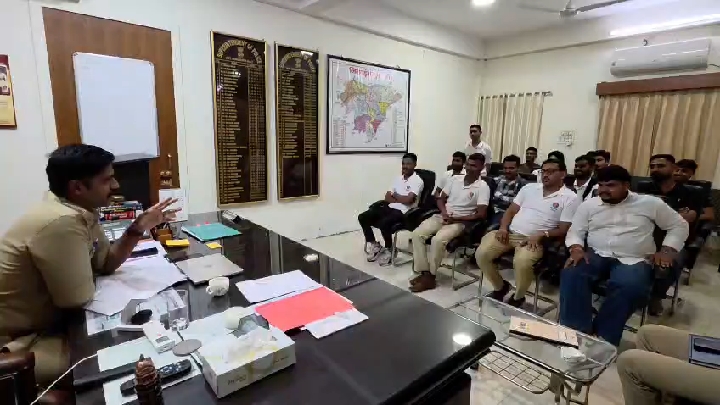 डूंगरपुर में वागड़वीर युवा CLG सदस्यों के साथ पुलिस का विशेष संवाद