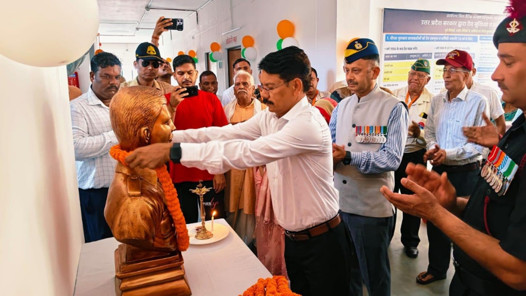 कारगिल विजय दिवस पर अमर बलिदानियों को श्रद्धांजलि, वीर नारियों का हुआ भव्य सम्मान