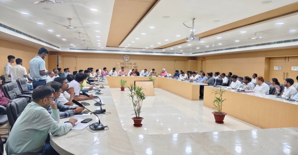 प्रभारी मंत्री विजयलक्ष्मी गौतम ने दिए सख्त निर्देश, लापरवाही पर होगी कार्रवाई