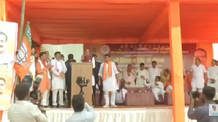 दतिया उपचुनाव: बसई में बोले शिवराज सिंह चौहान, साधा कांग्रेस पर निशाना