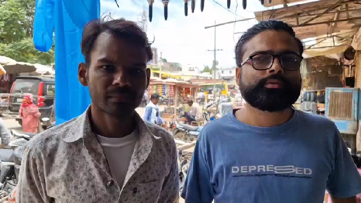 हाउसिंग बोर्ड में नकाबपोश उपद्रवियों का उत्पात, कई गाड़ियों के तोड़े शीशे