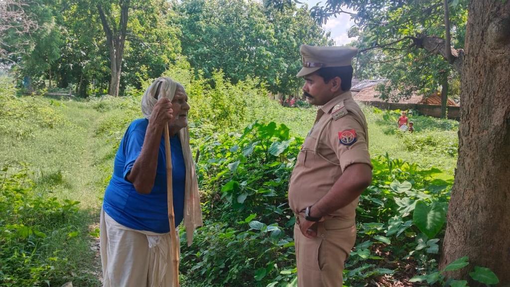 उत्तर प्रदेश पुलिस की जनसेवा ने जीता लोगों का दिल