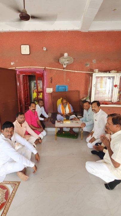 गुरु पूर्णिमा पर कालेसर मंदिर में शिव और श्रीराम का दर्शन, BJP नेताओं ने लिया आशीर्वाद