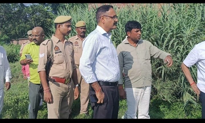 जिलाधिकारी ने 2020-21 में निर्मित अमृत सरोवरों का किया भौतिक सत्यापन