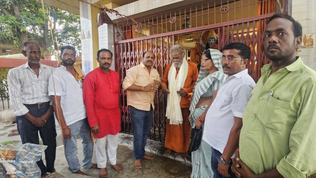 गुरु पूर्णिमा पर संतकबीरनगर में मड़या काली माता मंदिर में हुआ पूजन-अर्चन