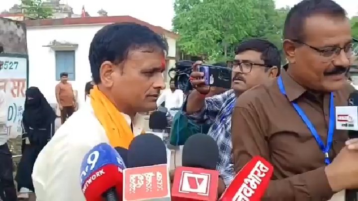 दतिया उपचुनाव में आशुतोष तिवारी के इशारे ने मचाई खलबली!