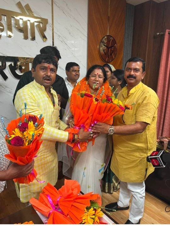 गोरखपुर में पहली बार महिला उपसभापति बनीं श्रीमती पूनम सिंह
