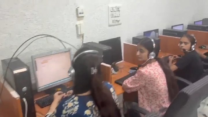 जयपुर पुलिस ने फर्जी कॉल सेंटर पर मारा छापा, 11 गिरफ्तार