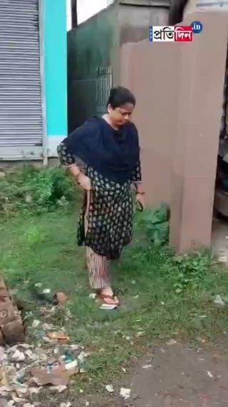 लोगों का आक्रोश अभी भी कम नहीं, शाहजहां की पत्नी को अंडा थेरेपी