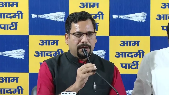 सरकार के नए घोटाले उजागर, भाजपा नेताओं को मिली ‘लूट की छूट’?