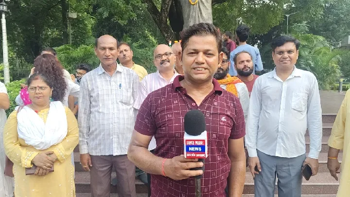 प्रयागराज में भव्य तिरंगा यात्रा, युवा पीढ़ी में जगाई देशभक्ति
